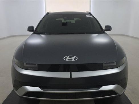 Used 2025 Hyundai Ioniq 5 SEL RWD image 2