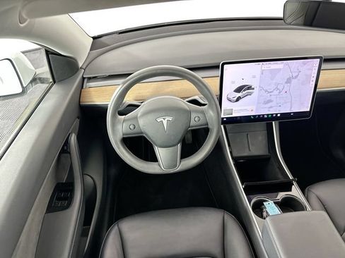 Used 2020 Tesla Model Y AWD image 11