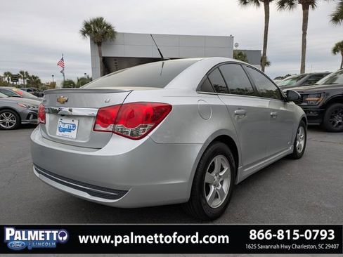Used 2014 Chevrolet Cruze LT w/ RS Package image 3