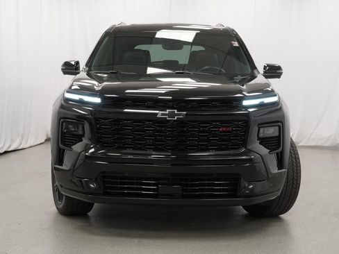 Used 2024 Chevrolet Traverse RS AWD/4WD image 38