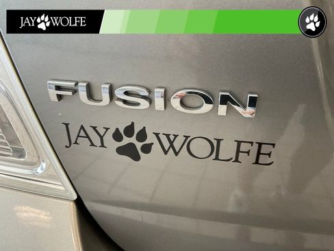 Used 2009 Ford Fusion SEL FWD image 20
