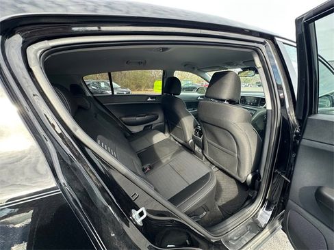 Used 2022 Kia Sportage LX w/ LX FWD Value Edition Package image 17