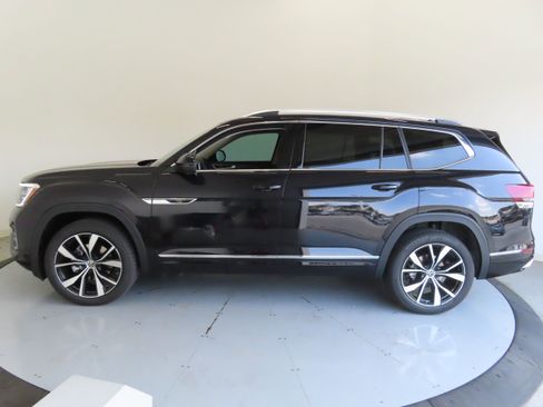 New 2026 Volkswagen Atlas SEL Premium R-Line AWD/4WD image 8