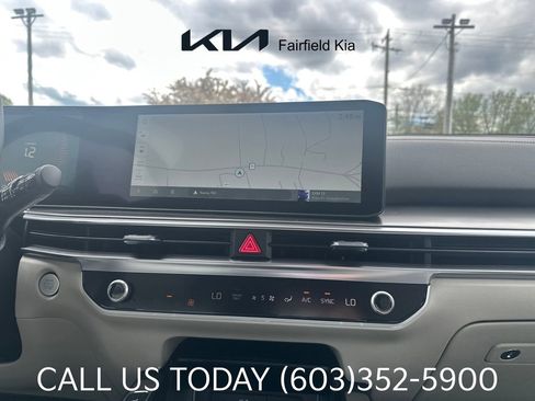 New 2025 Kia Sorento EX AWD/4WD image 16