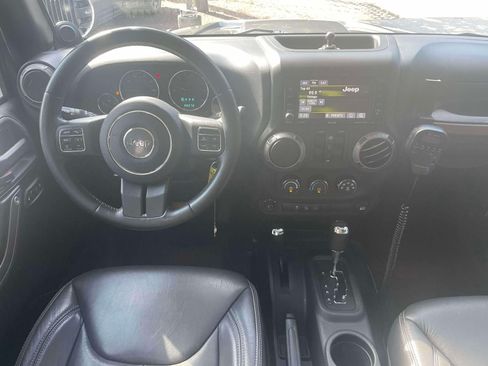 Used 2014 Jeep Wrangler Unlimited Sport w/ Quick Order Package 24S AWD/4WD image 12