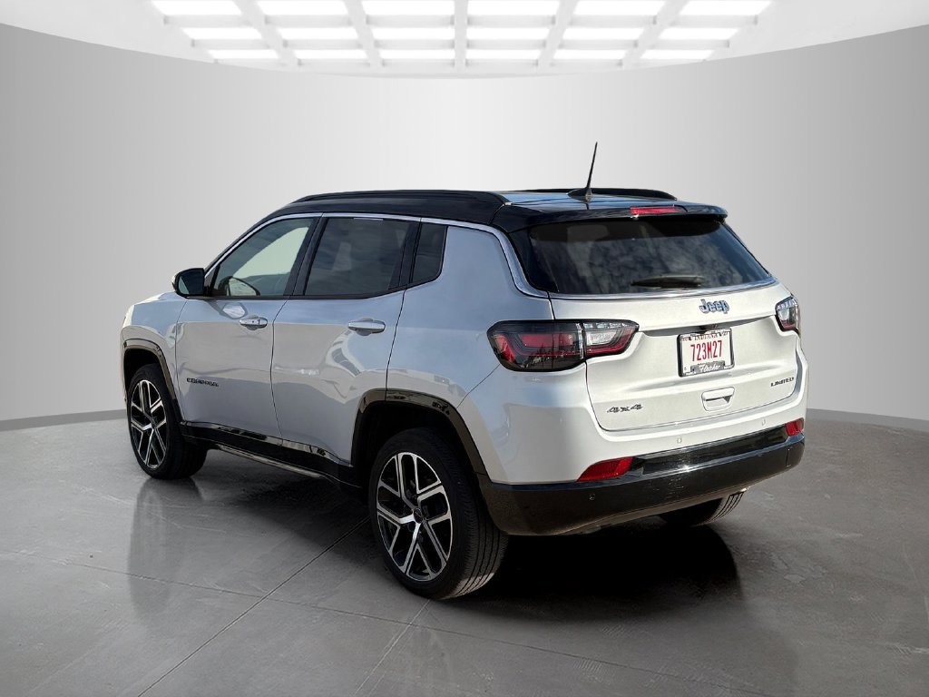 Used 2025 Jeep Compass Limited w/ Elite Group AWD/4WD image 7