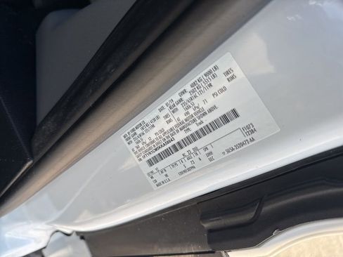 Used 2019 Ford Transit 250 130 Medium Roof image 28