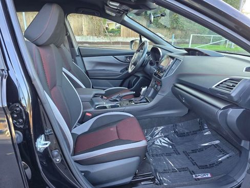 Used 2023 Subaru Impreza 2.0i Sport image 11