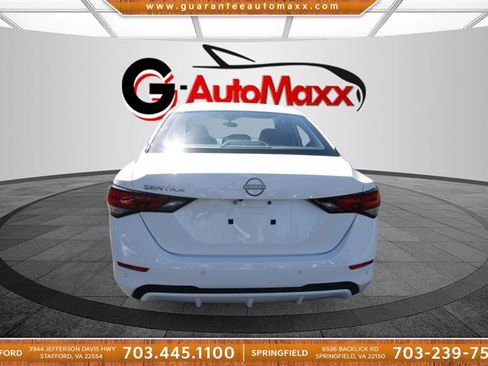 Used 2024 Nissan Sentra S image 6