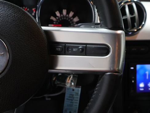 Used 2009 Ford Mustang Coupe RWD image 27