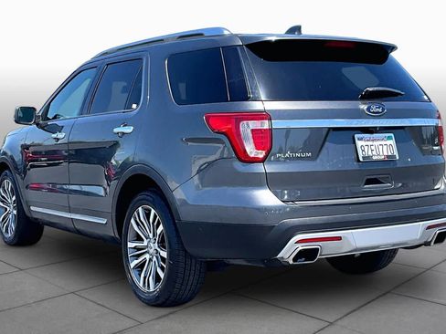 Used 2017 Ford Explorer Platinum AWD/4WD image 11