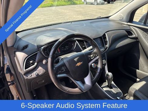 Used 2021 Chevrolet Trax LT w/ Driver Confidence Package FWD image 17