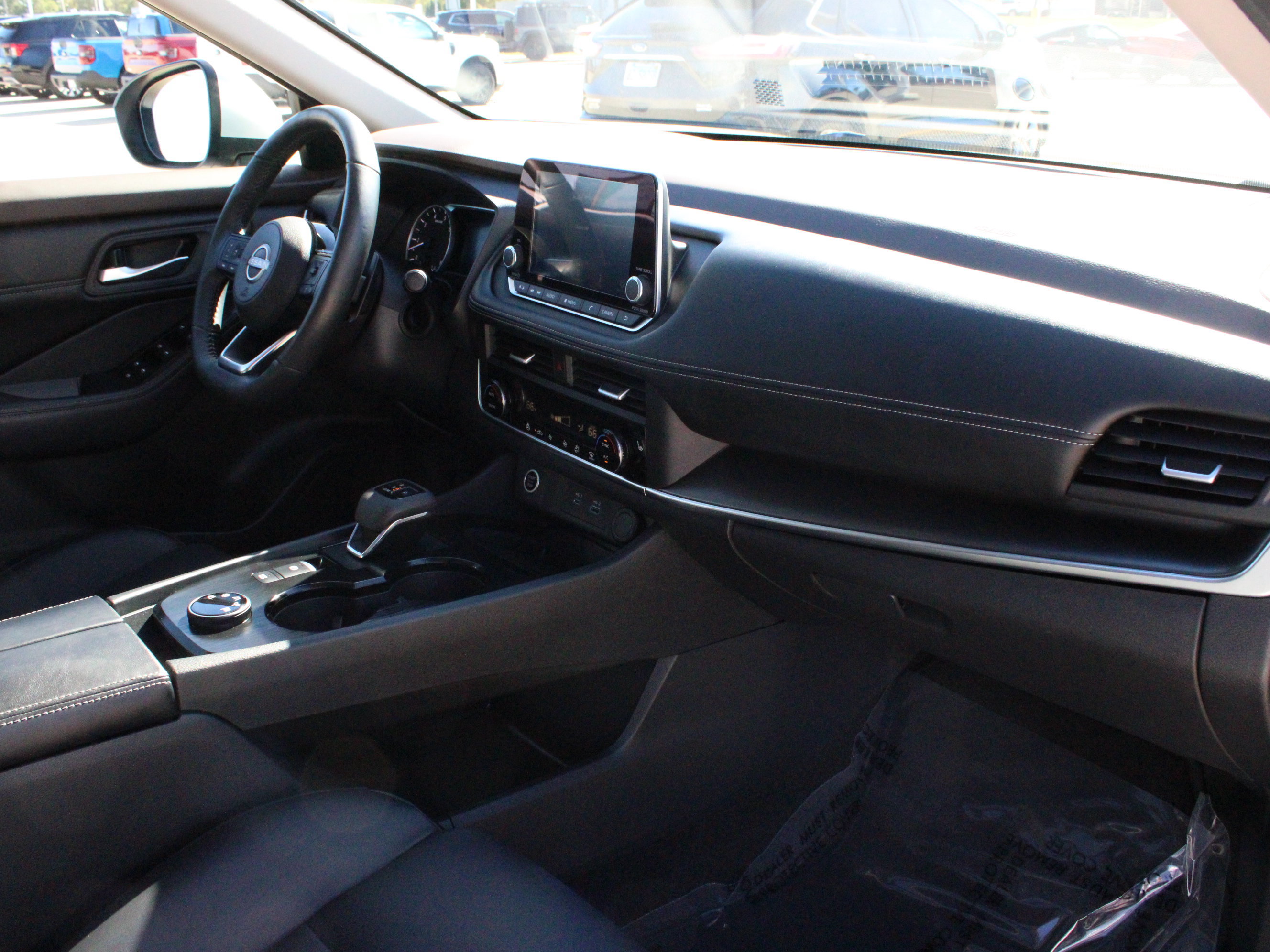 Used 2023 Nissan Rogue SV w/ SV Premium B Package AWD/4WD image 38