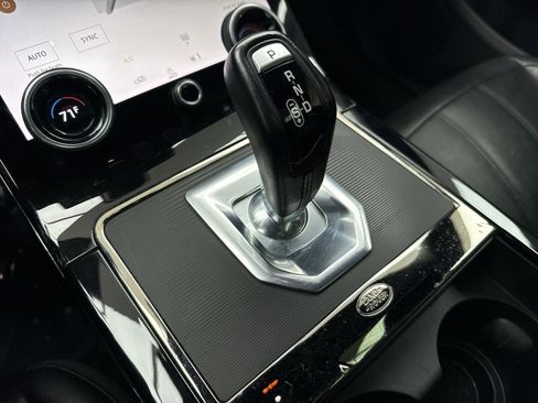 Used 2022 Land Rover Range Rover Evoque R-Dynamic S image 25