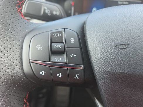 New 2026 Ford Escape ST-Line w/ Tech Pack #1 FWD image 15