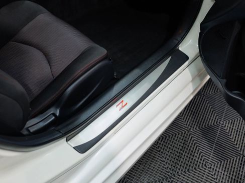 Used 2013 Nissan 370Z NISMO w/ Bose Pkg image 39