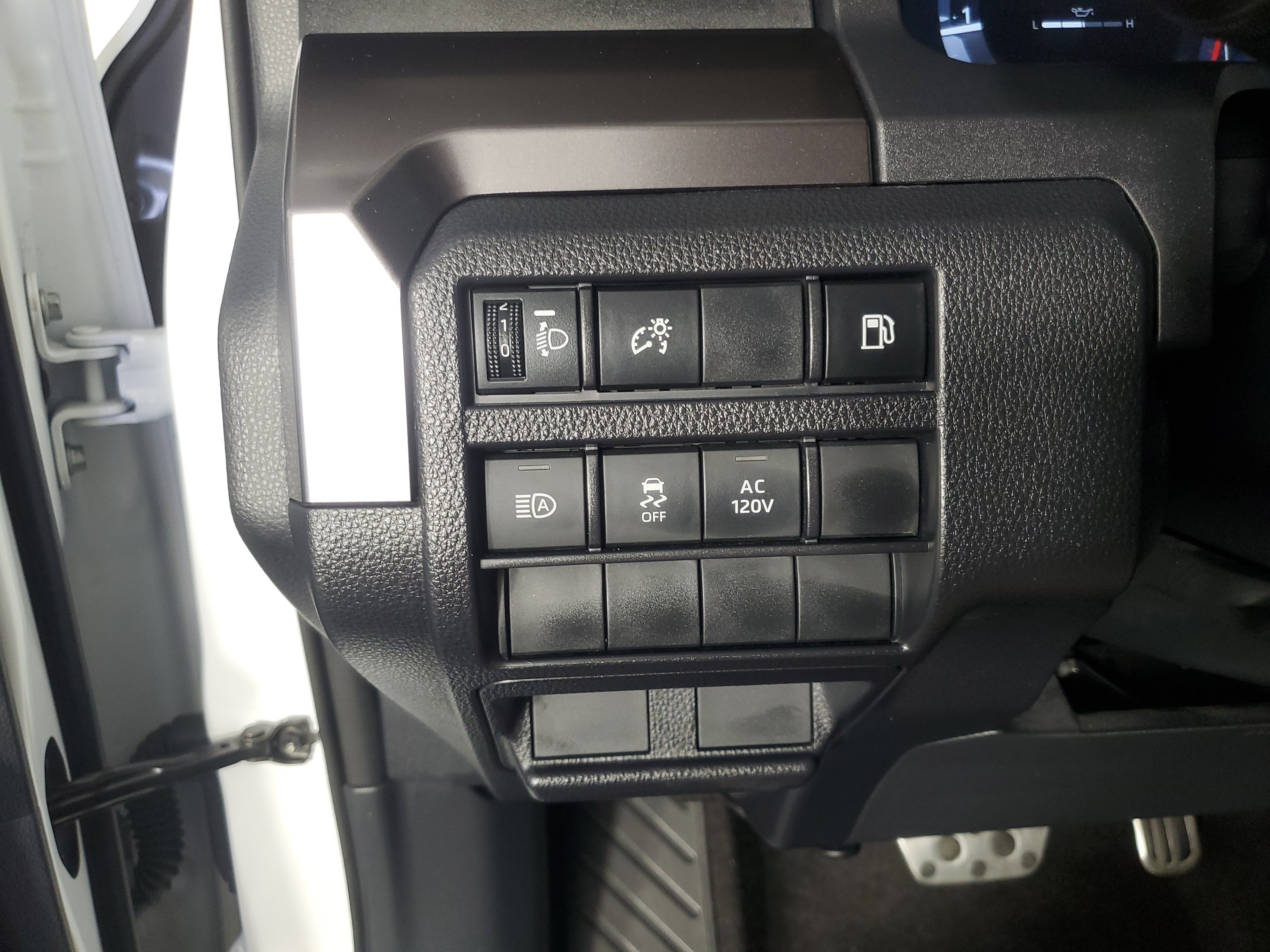 Used 2025 Toyota 4Runner TRD Sport AWD/4WD image 29