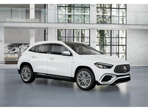 Used 2025 Mercedes-Benz GLA 35 AMG 4MATIC image 12