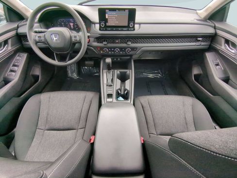 Used 2025 Honda Accord SE image 22