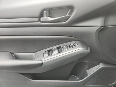 Certified 2025 Nissan Altima 2.5 S image 26