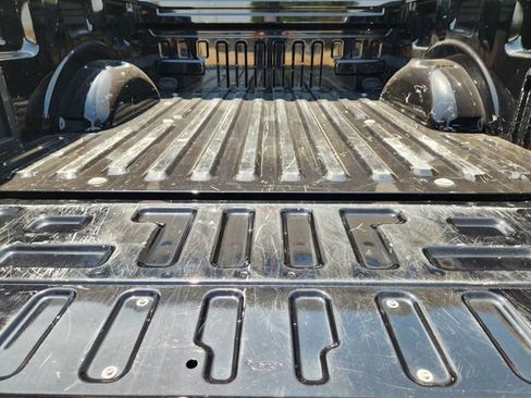 Used 2023 Ford F150 Lariat AWD/4WD image 43