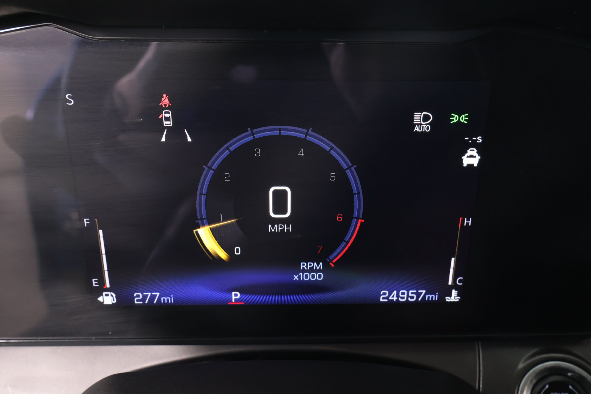 Used 2025 Chevrolet Trax ACTIV FWD image 4