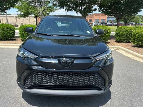 Used 2024 Toyota Corolla Cross AWD Hybrid image 2