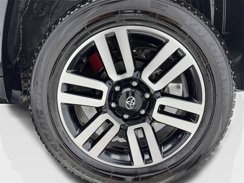 Used 2024 Toyota 4Runner Limited image 52