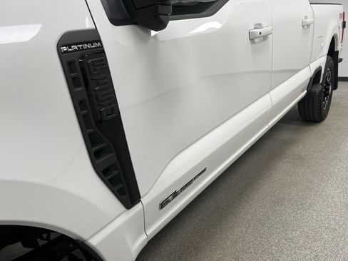 Used 2025 Ford F350 Platinum AWD/4WD image 12