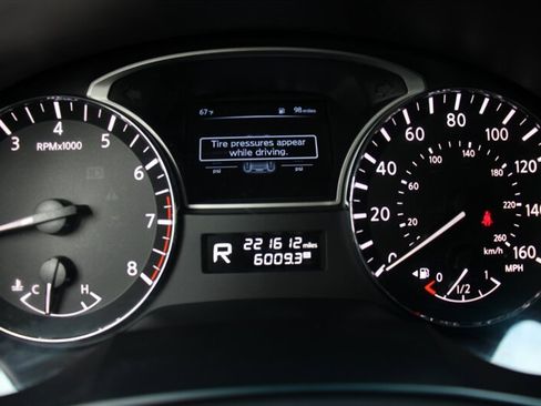 Used 2015 Nissan Altima 2.5 S w/ Power Driver Seat Package FWD image 7