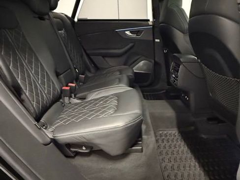 Used 2024 Audi SQ8 Prestige w/ Prestige Package image 26