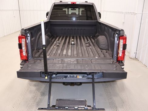 Certified 2024 Ford F350 Lariat w/ Lariat Ultimate Package image 41