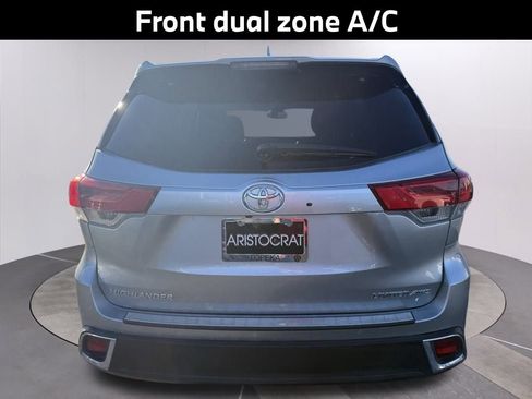 Used 2019 Toyota Highlander Limited Platinum image 5