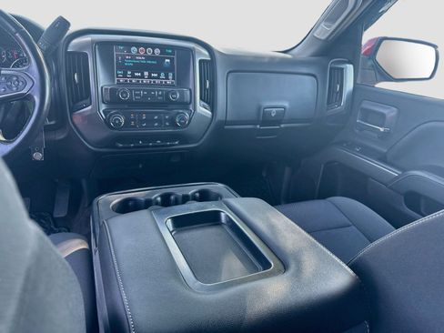 Used 2018 Chevrolet Silverado 1500 LT AWD/4WD image 22