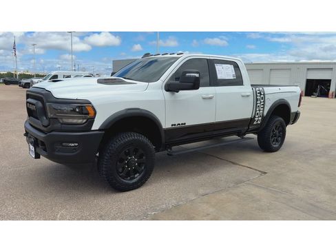 Used 2024 RAM 2500 Power Wagon w/ Level 2 Equipment Group AWD/4WD image 4