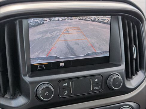 Used 2022 GMC Canyon AT4 w/ Trailering Package AWD/4WD image 7