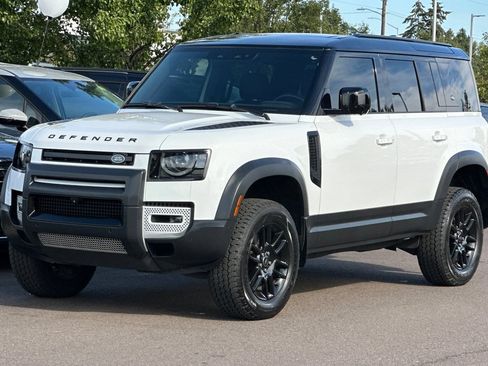 Used 2022 Land Rover Defender 110 S AWD/4WD image 8