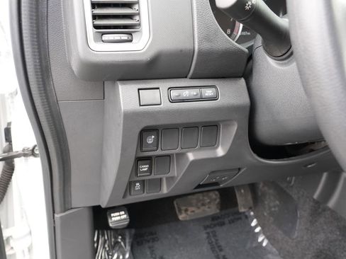 Used 2023 Nissan Frontier SV w/ Technology Package image 17