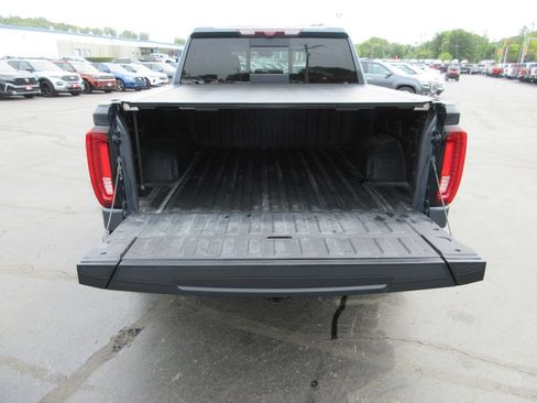 Used 2021 GMC Sierra 1500 Denali w/ Technology Package AWD/4WD image 9