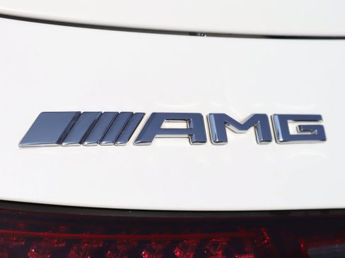 Used 2022 Mercedes-Benz SL 63 AMG 4MATIC image 36