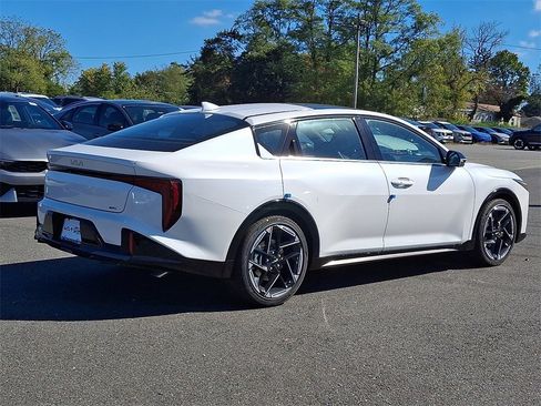 New 2025 Kia K4 GT-Line w/ GT-Line Premium Package image 4