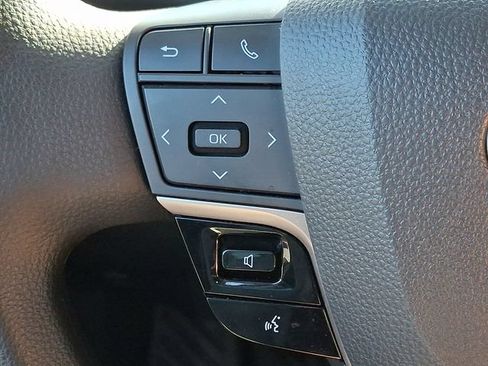 Used 2025 Toyota Camry LE AWD/4WD image 20