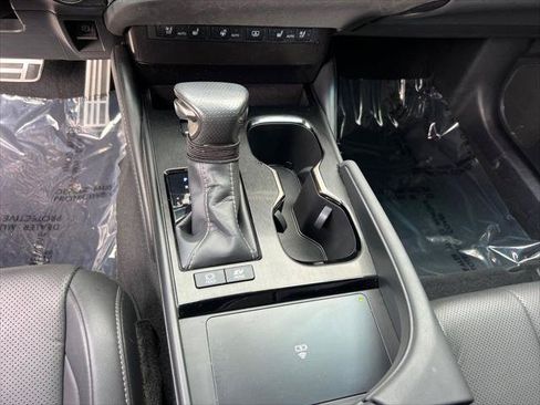 Certified 2024 Lexus ES 300h F Sport w/ Accessory Package (Z2) FWD image 31
