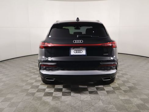 Used 2025 Audi Q5 Premium Plus w/ Premium Plus image 6