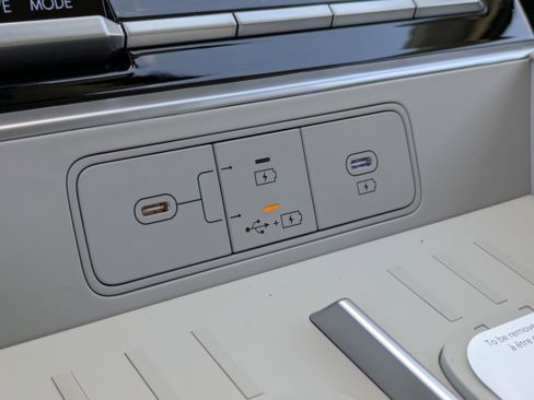 New 2026 Hyundai Santa Fe SE image 28