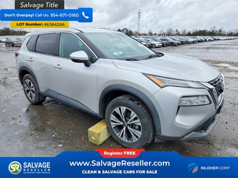 Used 2022 Nissan Rogue SV image 5