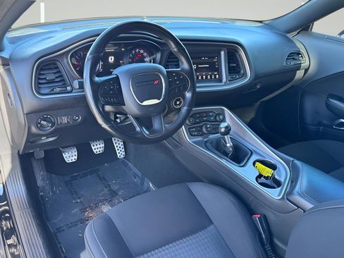 Used 2020 Dodge Challenger R/T w/ Driver Convenience Group image 5