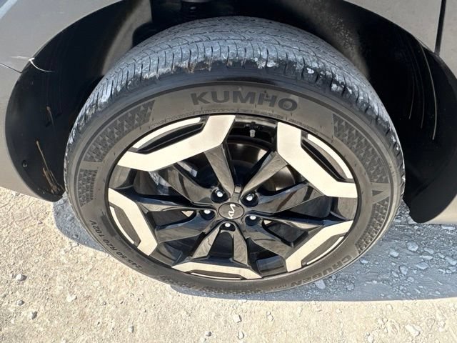 Used 2025 Kia Telluride S FWD image 25