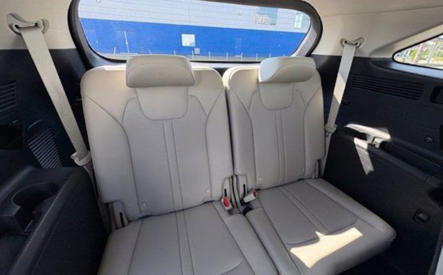 Used 2023 Kia Sorento EX FWD image 5