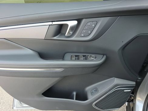 New 2026 Buick Enclave Sport Touring w/ Power Package FWD image 17